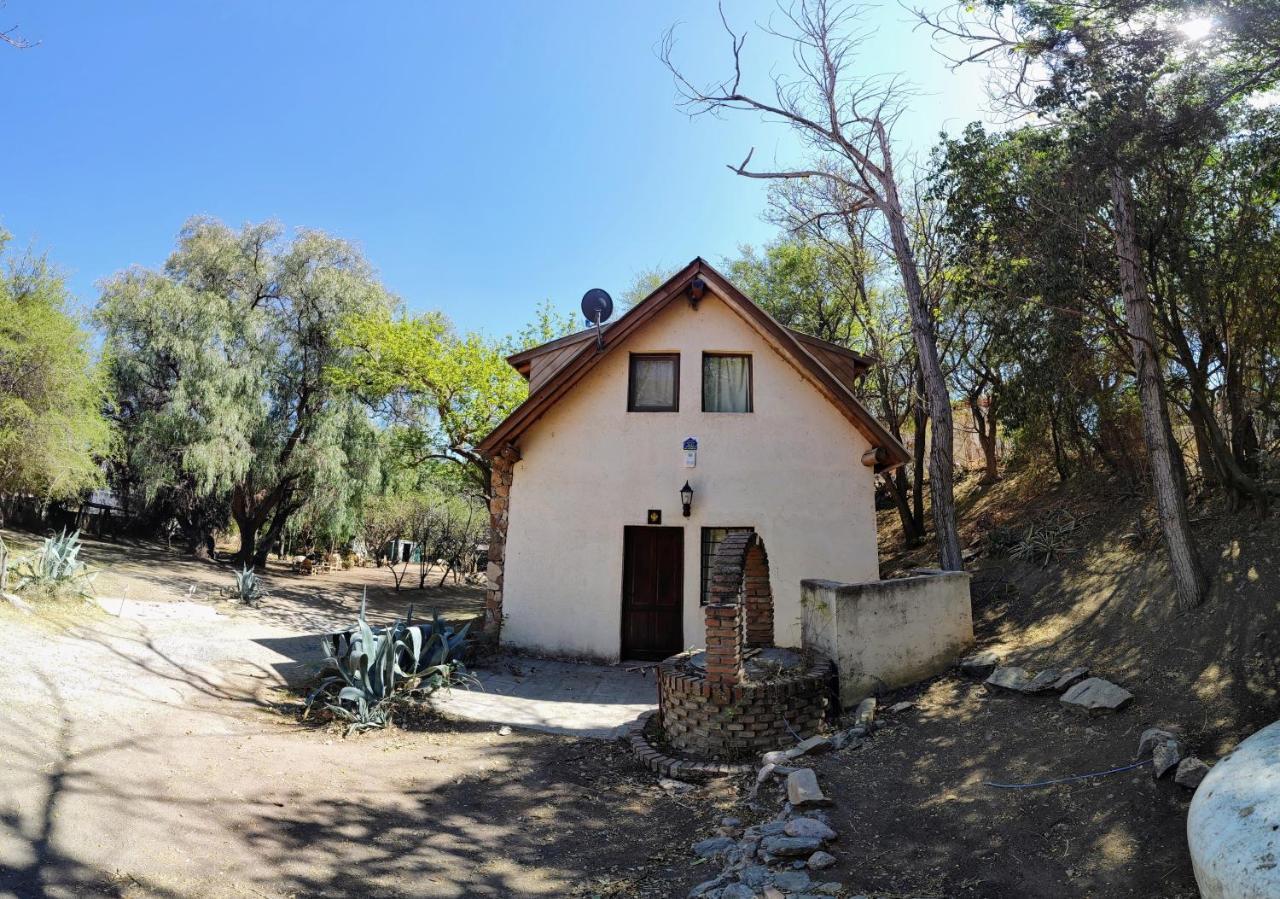 Cabanas Budapest Capilla del Monte Ngoại thất bức ảnh